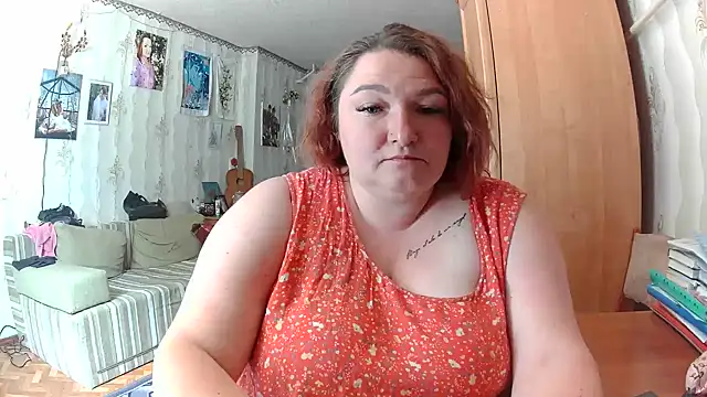 Snapshot of AngelQSky chatting on June 21, 2026, 9:59 am AngelQSky online show from June 21, 2026, 9:59 am