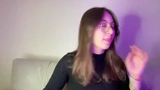 Snapshot of StellarAlice chatting on February 24, 2026, 9:04 pm StellarAlice online show from February 24, 2026, 9:04 pm