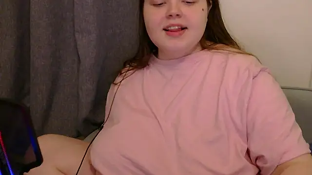 brattyprincessemma online show from January 16, 2026, 6:23 pm