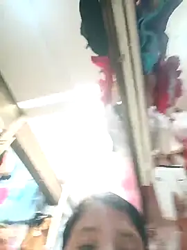 Snapshot of Cloe_mateo chatting on October 24, 2025, 4:06 pm Cloe mateo online show from October 24, 2025, 4:06 pm