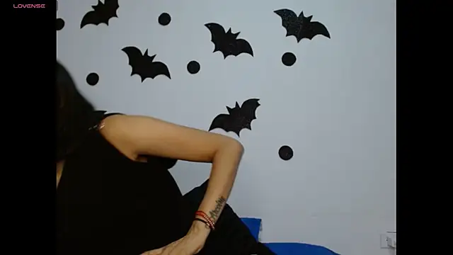 Snapshot of Gia_Lee chatting on October 29, 2025, 2:54 am Gia Lee online show from October 29, 2025, 2:54 am