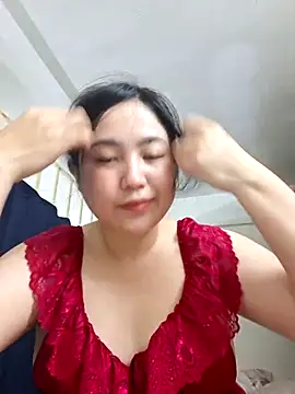 Minn-cute online show from March 12, 2026, 2:39 am