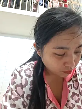 Minn-cute online show from November 8, 2025, 3:10 am