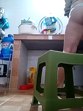 July-Asian online show from December 16, 2025, 10:41 am