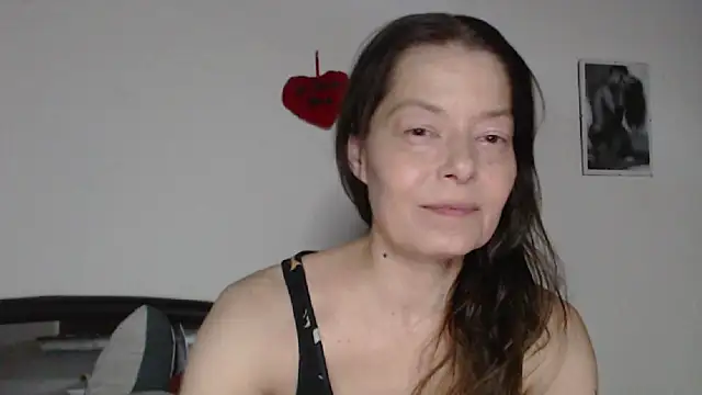 Snapshot of SexySarah177 chatting on February 25, 2026, 9:36 pm SexySarah177 online show from February 25, 2026, 9:36 pm