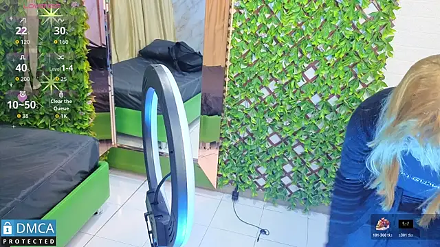 nena cupcake  online show from January 14, 2026, 11:03 am