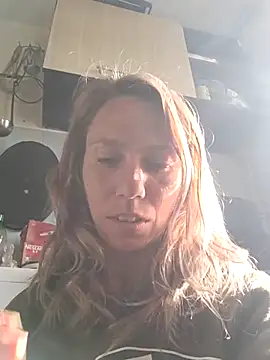 Eybrbrb online show from April 28, 2026, 5:12 am