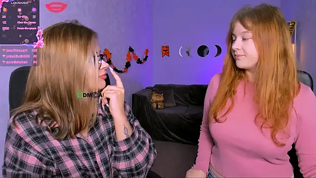 Snapshot of lola_sun12 chatting on November 3, 2025, 9:51 pm lola sun12 online show from November 3, 2025, 9:51 pm