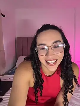 Snapshot of alehia_cute chatting on April 25, 2026, 10:40 pm alehia cute online show from April 25, 2026, 10:40 pm