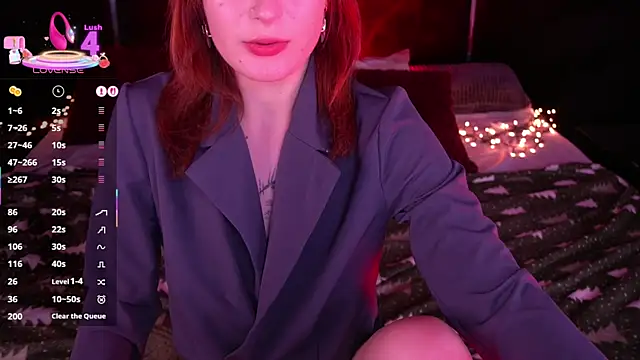 Pixie Peachh online show from February 12, 2026, 7:35 pm