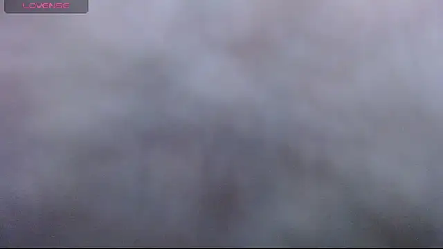 Snapshot of MiahLove3x chatting on December 14, 2025, 6:19 am MiahLove3x online show from December 14, 2025, 6:19 am