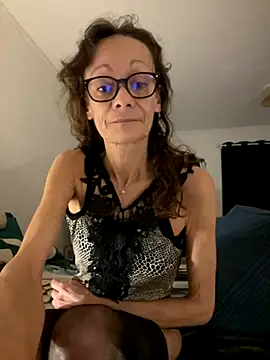 Snapshot of Chris06d22@xh chatting on November 14, 2025, 8:23 pm Chris06d22xh online show from November 14, 2025, 8:23 pm