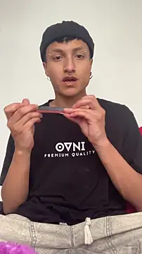 Milan Bach online show from April 8, 2026, 5:47 pm