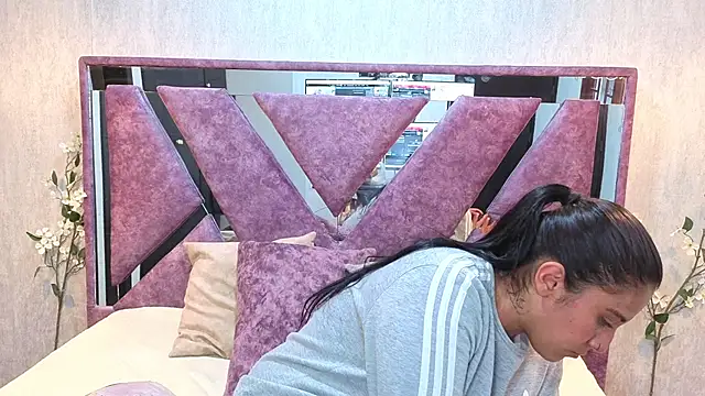 EmilyGala online show from September 12, 2025, 9:25 pm