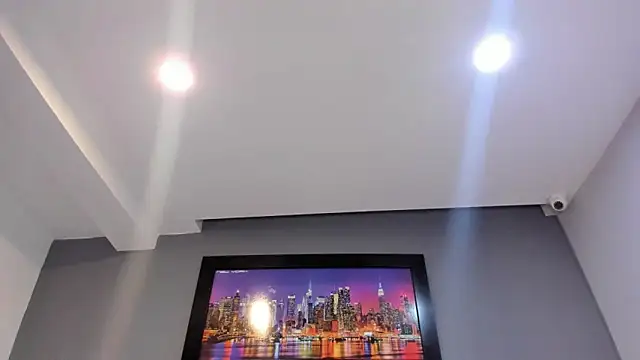 CharlotteCottin online show from April 7, 2026, 2:52 pm