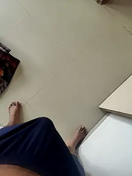 Snapshot of Size_x@xh chatting on September 17, 2025, 7:10 am Size xxh online show from September 17, 2025, 7:10 am