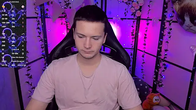 ZackNeal online show from October 16, 2025, 5:49 am
