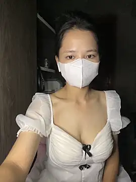 Snapshot of Hana-44 chatting on October 22, 2025, 6:29 pm Hana-44 online show from October 22, 2025, 6:29 pm