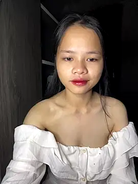 Snapshot of Hana-44 chatting on November 13, 2025, 6:01 pm Hana-44 online show from November 13, 2025, 6:01 pm