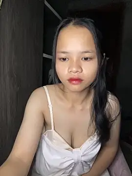 Snapshot of Hana-44 chatting on November 12, 2025, 8:01 pm Hana-44 online show from November 12, 2025, 8:01 pm