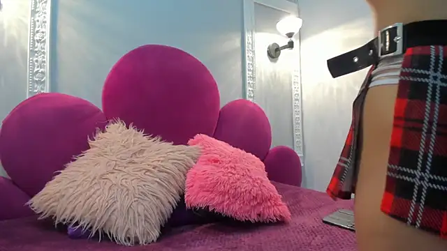 Saammy 17 online show from October 25, 2025, 8:31 pm