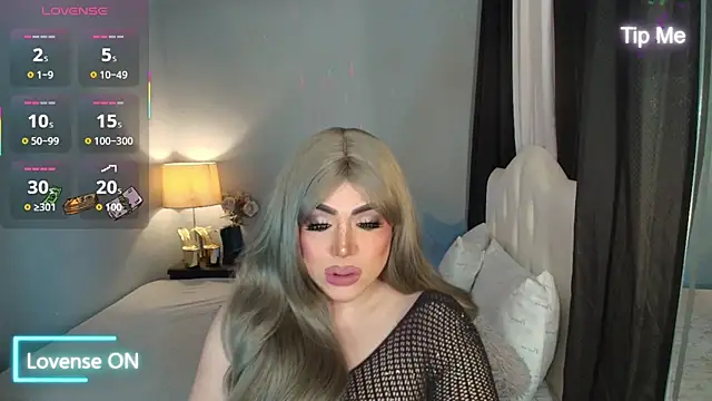 Snapshot of Unforgettable_Maria chatting on December 5, 2025, 3:38 am Unforgettable Maria online show from December 5, 2025, 3:38 am