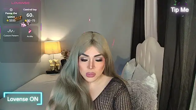 Snapshot of Unforgettable_Maria chatting on December 4, 2025, 2:54 am Unforgettable Maria online show from December 4, 2025, 2:54 am