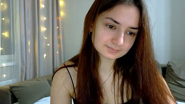 Lelia Vibe online show from November 4, 2025, 2:04 am