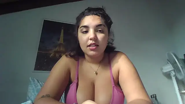 Snapshot of LadySophia03 chatting on December 5, 2025, 11:09 am LadySophia03 online show from December 5, 2025, 11:09 am