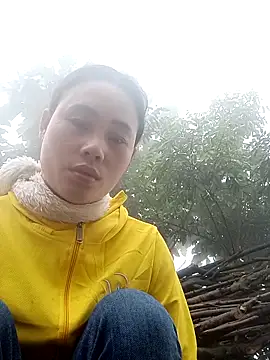 Ruaiuoi online show from February 9, 2026, 1:25 am