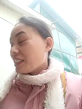 Ruaiuoi online show from February 3, 2026, 6:33 am