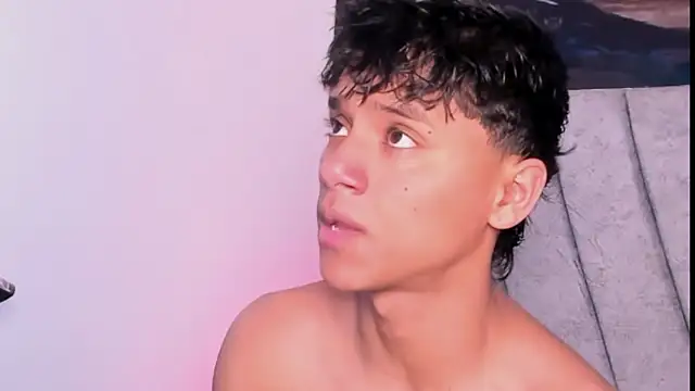 Snapshot of ZYZZ1312 chatting on January 15, 2026, 5:38 pm ZYZZ1312 online show from January 15, 2026, 5:38 pm