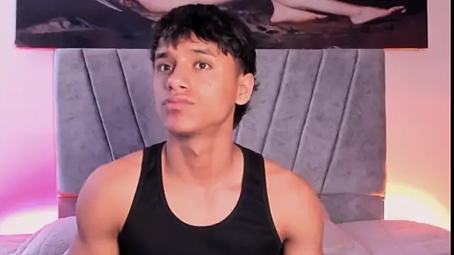 Snapshot of ZYZZ1312 chatting on January 5, 2026, 5:27 pm ZYZZ1312 online show from January 5, 2026, 5:27 pm