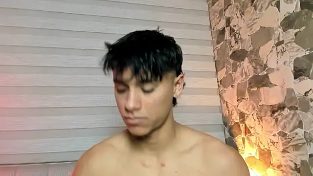 Snapshot of ZYZZ1312 chatting on February 18, 2026, 5:05 am ZYZZ1312 online show from February 18, 2026, 5:05 am