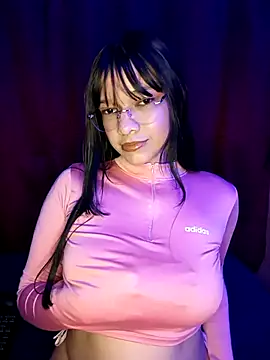 Iwarii online show from December 4, 2025, 4:33 am