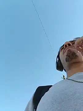 mrredcorn online show from November 7, 2025, 4:55 pm