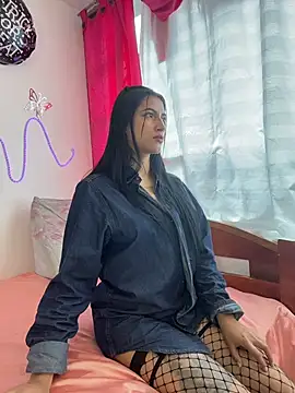 eve linn99 online show from October 19, 2025, 5:48 pm