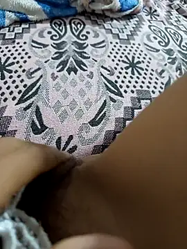 Snapshot of hendy692 chatting on November 8, 2025, 2:04 am hendy692 online show from November 8, 2025, 2:04 am