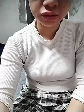 Snapshot of Mie_rose chatting on November 30, 2025, 1:28 am Mie rose online show from November 30, 2025, 1:28 am