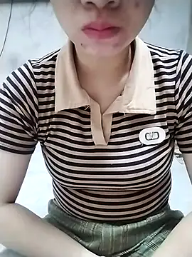 Snapshot of Mie_rose chatting on November 1, 2025, 7:46 am Mie rose online show from November 1, 2025, 7:46 am