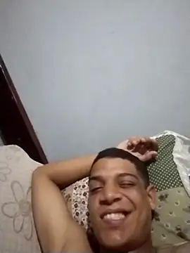 Snapshot of CadencedMimesis chatting on November 6, 2025, 4:38 am CadencedMimesis online show from November 6, 2025, 4:38 am