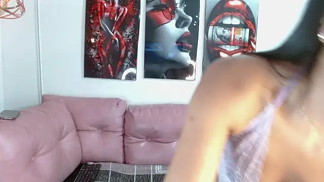 Miahotcs1 online show from November 15, 2025, 12:09 pm