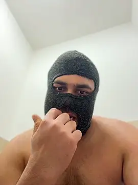 Rodrigopraba online show from April 13, 2026, 10:52 am