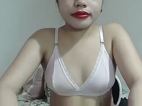 Snapshot of sexyhottypinay chatting on April 2, 2026, 3:46 am sexyhottypinay online show from April 2, 2026, 3:46 am