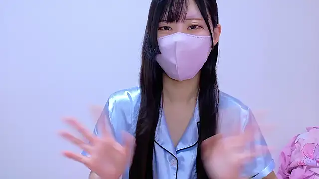 Snapshot of noa_uxu chatting on December 3, 2025, 2:45 am noa uxu online show from December 3, 2025, 2:45 am