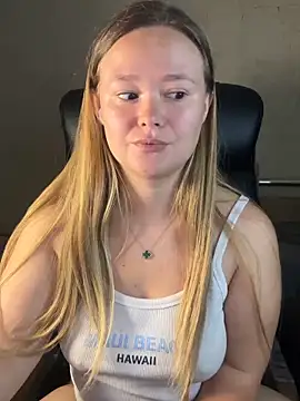 CaramelleSugar  online show from October 2, 2025, 6:22 pm