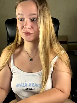 CaramelleSugar  online show from September 26, 2025, 5:42 pm