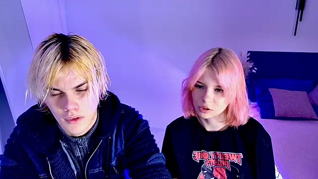 Snapshot of Bonnie_And_C1yde chatting on November 8, 2025, 5:16 pm Bonnie And C1yde online show from November 8, 2025, 5:16 pm