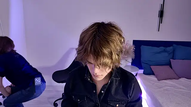 Snapshot of Bonnie_And_C1yde chatting on December 1, 2025, 5:03 pm Bonnie And C1yde online show from December 1, 2025, 5:03 pm