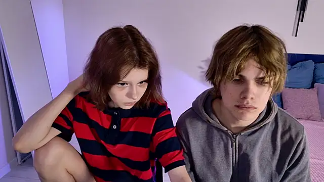 Snapshot of Bonnie_And_C1yde chatting on December 3, 2025, 5:12 pm Bonnie And C1yde online show from December 3, 2025, 5:12 pm